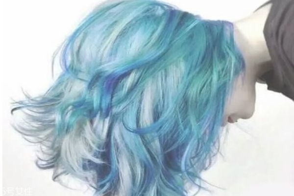 短頭發(fā)流行什么顏色 2019短發(fā)流行發(fā)色 短頭發(fā)流行什么顏色 2019短發(fā)流行發(fā)色