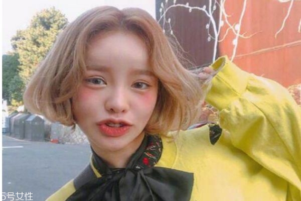 短頭發(fā)流行什么顏色 2019短發(fā)流行發(fā)色 短頭發(fā)流行什么顏色 2019短發(fā)流行發(fā)色