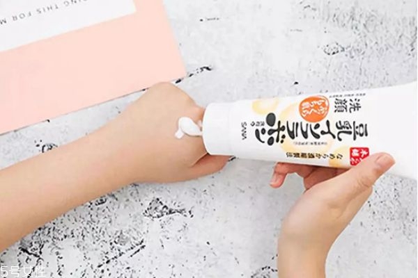 豆乳洗面奶可以卸妝嗎 豆乳洗面奶測評 豆乳洗面奶可以卸妝嗎 豆乳洗面奶測評