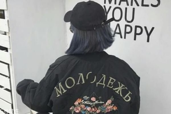 短頭發(fā)流行什么顏色 2019短發(fā)流行發(fā)色 短頭發(fā)流行什么顏色 2019短發(fā)流行發(fā)色