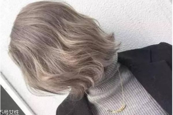 短頭發(fā)流行什么顏色 2019短發(fā)流行發(fā)色 短頭發(fā)流行什么顏色 2019短發(fā)流行發(fā)色