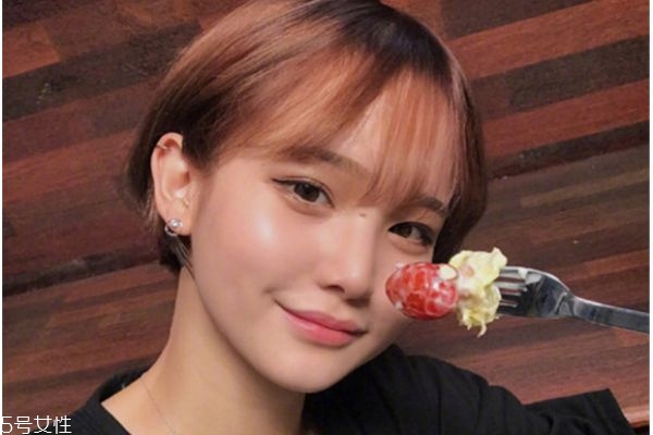 短頭發(fā)流行什么顏色 2019短發(fā)流行發(fā)色 短頭發(fā)流行什么顏色 2019短發(fā)流行發(fā)色