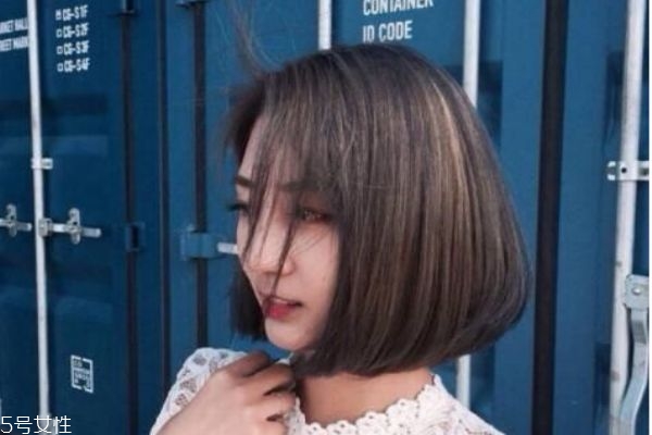 短頭發(fā)流行什么顏色 2019短發(fā)流行發(fā)色 短頭發(fā)流行什么顏色 2019短發(fā)流行發(fā)色