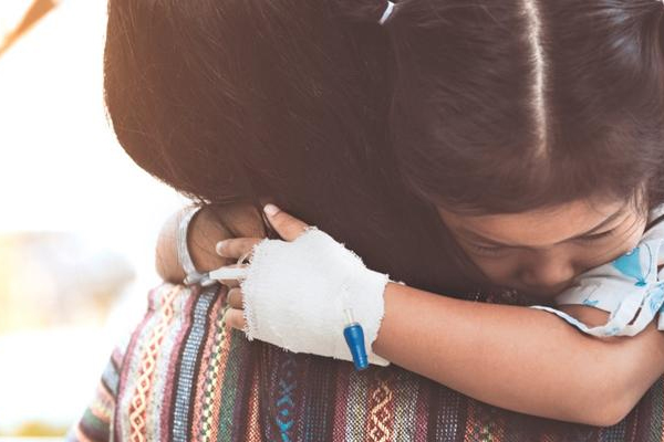 燙傷后如何處理 燙傷后會(huì)留疤痕么