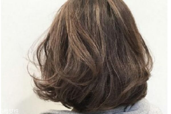 短頭發(fā)流行什么顏色 2019短發(fā)流行發(fā)色 短頭發(fā)流行什么顏色 2019短發(fā)流行發(fā)色