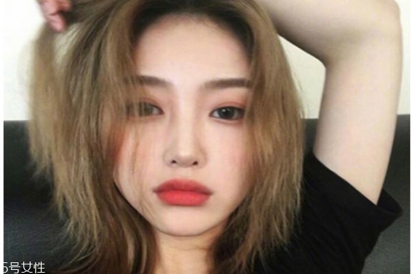 短頭發(fā)流行什么顏色 2019短發(fā)流行發(fā)色 短頭發(fā)流行什么顏色 2019短發(fā)流行發(fā)色