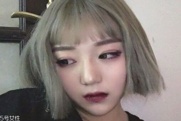 短頭發(fā)流行什么顏色 2019短發(fā)流行發(fā)色 短頭發(fā)流行什么顏色 2019短發(fā)流行發(fā)色