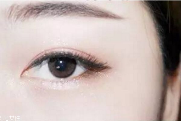 可愛(ài)麋鹿妝容 麋鹿妝容教程