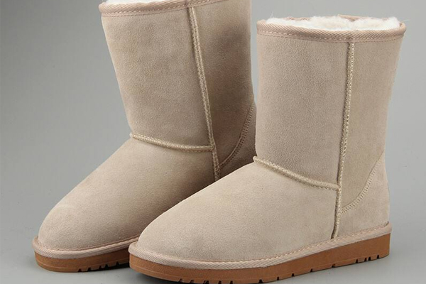 雪地靴可以水洗嗎？雪地靴能用洗衣機(jī)洗嗎？