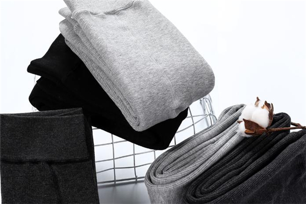 打底褲掉色嚴重怎么辦 用鹽水泡泡 打底褲掉色嚴重怎么辦 用鹽水泡泡