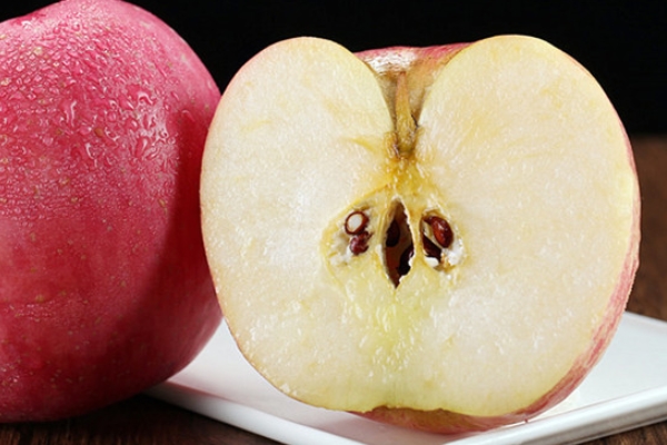 紅富士蘋果的營養(yǎng)價值 每天吃一個好 紅富士蘋果的營養(yǎng)價值 每天吃一個好