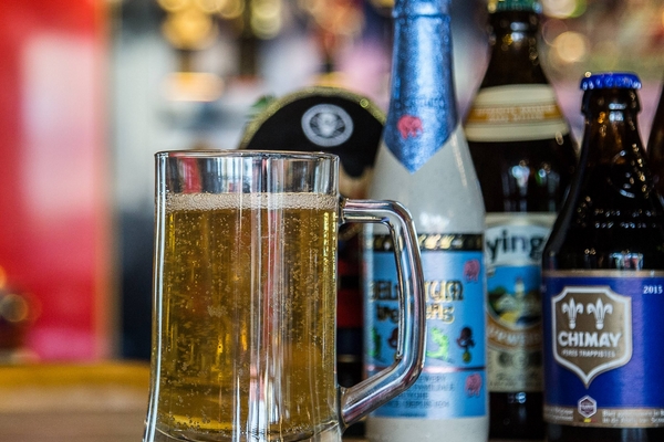 啤酒能染發(fā)嗎 有這個(gè)功效 啤酒能染發(fā)嗎 有這個(gè)功效