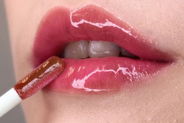 rmk誘光潤唇釉全部試色 rmk誘光潤唇釉4色號對比 rmk誘光潤唇釉全部試色 rmk誘光潤唇釉4色號對比