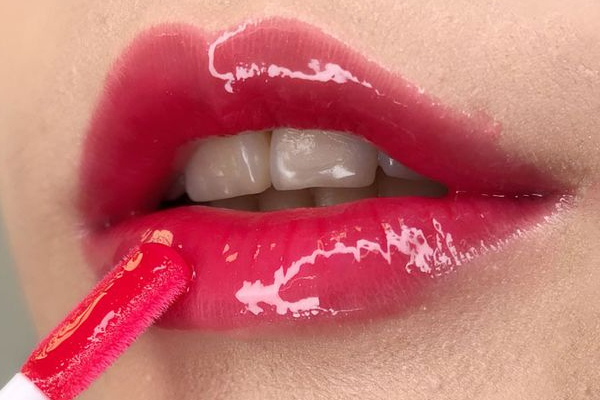 rmk誘光潤唇釉全部試色 rmk誘光潤唇釉4色號對比 rmk誘光潤唇釉全部試色 rmk誘光潤唇釉4色號對比