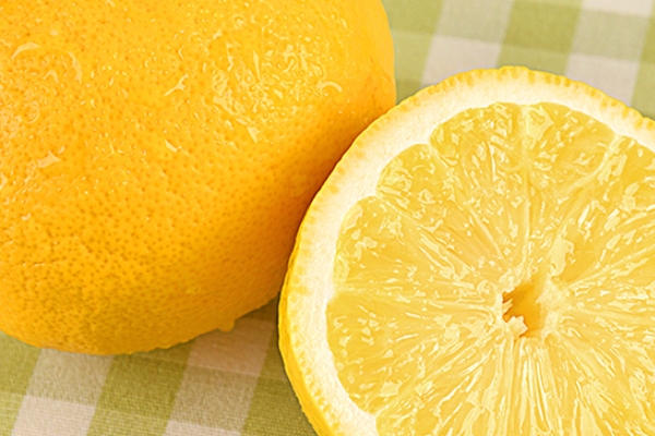 檸檬怎么切 有兩個(gè)小竅門 檸檬怎么切 有兩個(gè)小竅門