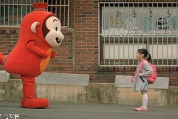 幼兒幾歲開始進(jìn)行性教育 性教育多早都不算早 幼兒幾歲開始進(jìn)行性教育 性教育多早都不算早