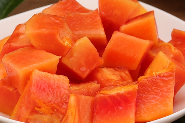 男的吃木瓜會(huì)豐胸嗎 肯定不會(huì) 男的吃木瓜會(huì)豐胸嗎 肯定不會(huì)