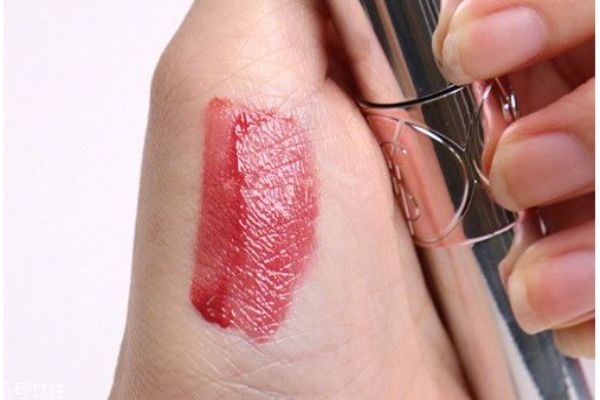 ysl銀管唇釉11多少錢 ysl銀管愛心唇釉11 ysl銀管唇釉11多少錢 ysl銀管愛心唇釉11