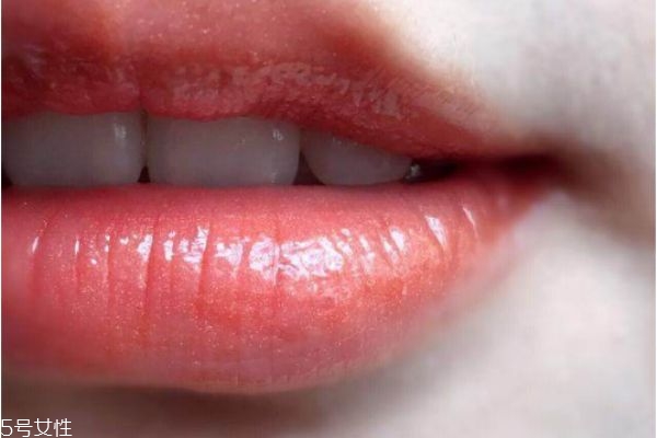 什么是玻璃唇 玻璃唇畫法教程 什么是玻璃唇 玻璃唇畫法教程