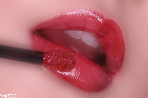 ysl銀管唇釉11多少錢 ysl銀管愛心唇釉11 ysl銀管唇釉11多少錢 ysl銀管愛心唇釉11