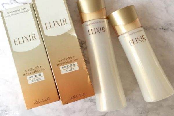 怡麗絲爾水乳含酒精嗎 怡麗絲爾水乳的三個系列 怡麗絲爾水乳含酒精嗎 怡麗絲爾水乳的三個系列