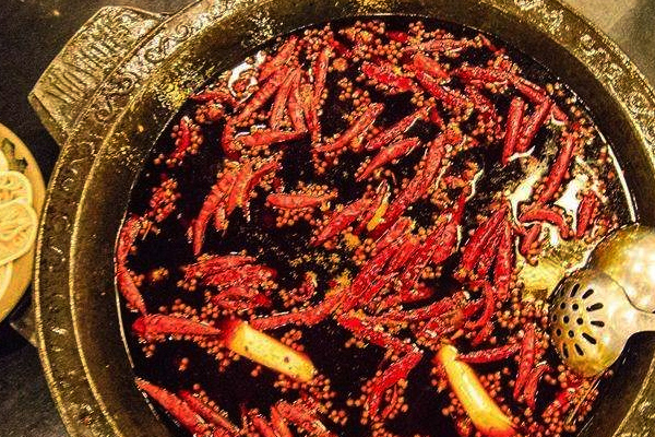 火鍋底料都有幾種 火鍋底料種類大全 火鍋底料都有幾種 火鍋底料種類大全