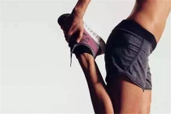 騎行后怎么拉伸 告別肌肉腿 騎行后怎么拉伸 告別肌肉腿