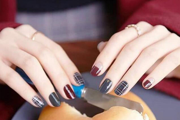 新年女人味美甲圖片 超級女人味的美甲 新年女人味美甲圖片 超級女人味的美甲