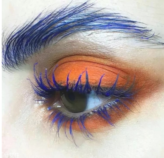 圣誕節(jié)怎么化妝 圣誕約會(huì)妝容教程 圣誕節(jié)怎么化妝 圣誕約會(huì)妝容教程