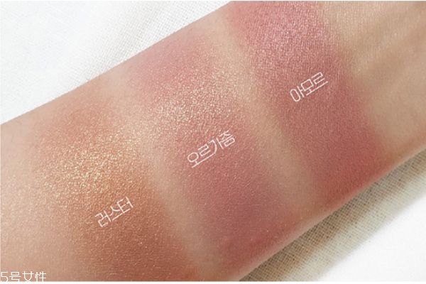 nars圣誕彩妝系列腮紅試色 nars2018圣誕限定腮紅 nars圣誕彩妝系列腮紅試色 nars2018圣誕限定腮紅