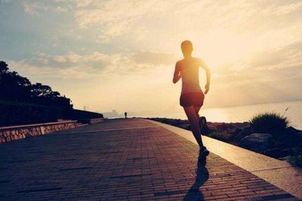 怎么慢跑不累 要掌握方法 怎么慢跑不累 要掌握方法