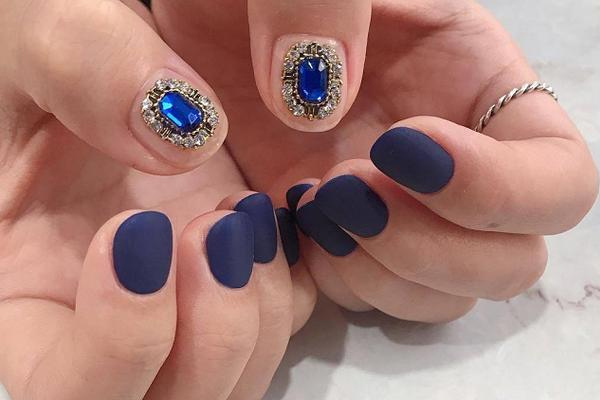 2019大顆鉆石美甲圖片 炫酷帶鉆石美甲 2019大顆鉆石美甲圖片 炫酷帶鉆石美甲