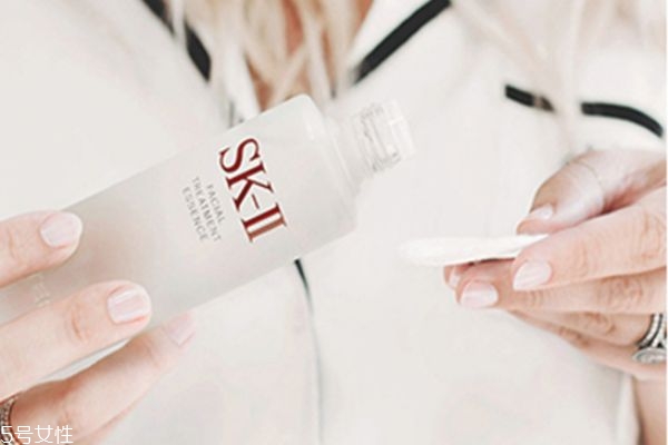 神仙水sk2的作用是什么 sk2神仙水正確使用方法 神仙水sk2的作用是什么 sk2神仙水正確使用方法