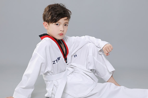 跆拳道腰帶系法 教你兩種系法 跆拳道腰帶系法 教你兩種系法