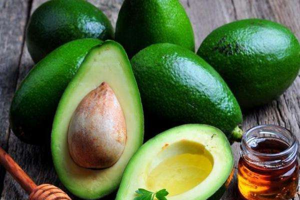 牛油果進(jìn)口和國產(chǎn)哪個(gè)好 牛油果進(jìn)口和國產(chǎn)怎么區(qū)分 牛油果進(jìn)口和國產(chǎn)哪個(gè)好 牛油果進(jìn)口和國產(chǎn)怎么區(qū)分