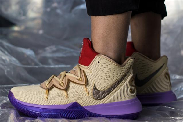 耐克歐文5埃及配色多少錢 國(guó)內(nèi)售價(jià)千元 耐克歐文5埃及配色多少錢 國(guó)內(nèi)售價(jià)千元