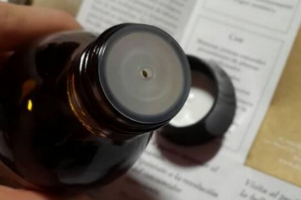 豐胸精油有用嗎 豐胸精油有用嗎