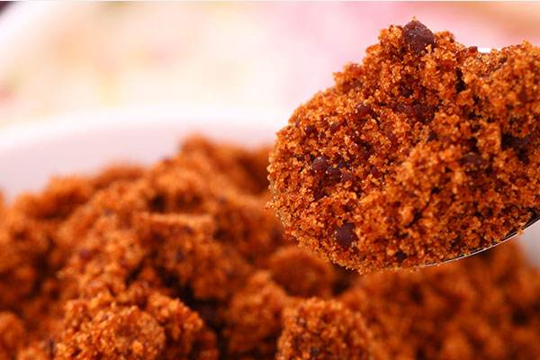 紅糖真假怎么分辨 這些細(xì)節(jié)不會(huì)說(shuō)謊