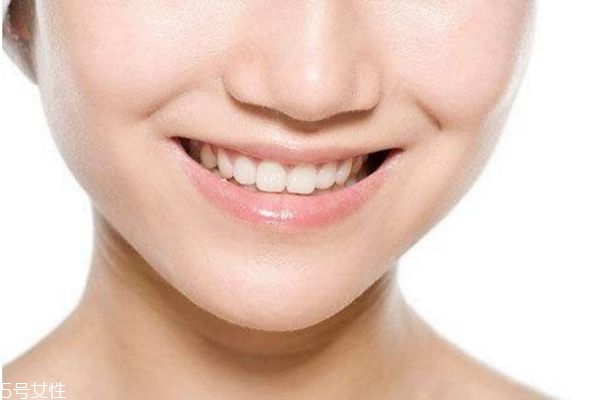 嘴唇干燥怎么辦 護(hù)唇小貼士 嘴唇干燥怎么辦 護(hù)唇小貼士