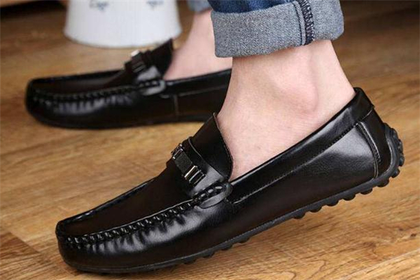 豆豆鞋配什么襪子好看 有這幾種選擇 豆豆鞋配什么襪子好看 有這幾種選擇