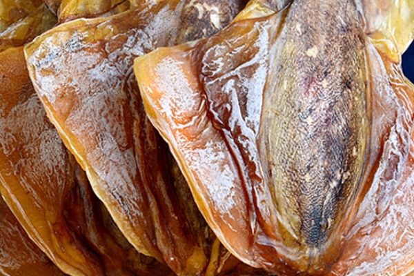 干墨魚(yú)煮熟要多久 半小時(shí)以上 干墨魚(yú)煮熟要多久 半小時(shí)以上