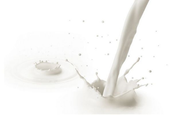 兒童喝哪種奶好 經常喝牛奶的4大好處