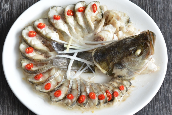 海鱸魚怎么去鱗 教你兩個(gè)方法 海鱸魚怎么去鱗 教你兩個(gè)方法