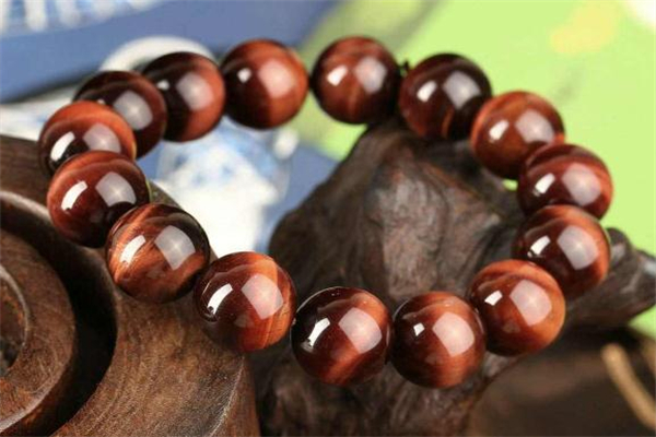 紅虎眼石的功效與作用 對身體非常好 紅虎眼石的功效與作用 對身體非常好