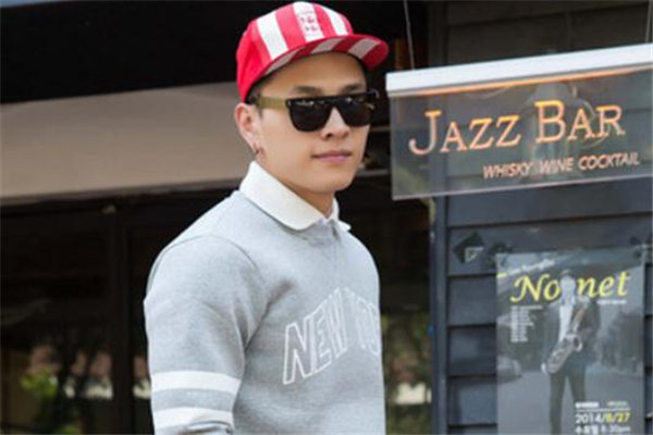 平沿帽怎么戴好看 搭配要點(diǎn)要熟記 平沿帽怎么戴好看 搭配要點(diǎn)要熟記