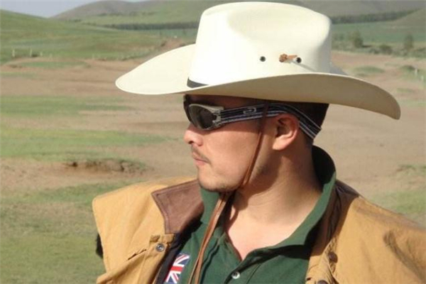 牛仔帽怎么搭配 休閑風(fēng)為主 牛仔帽怎么搭配 休閑風(fēng)為主