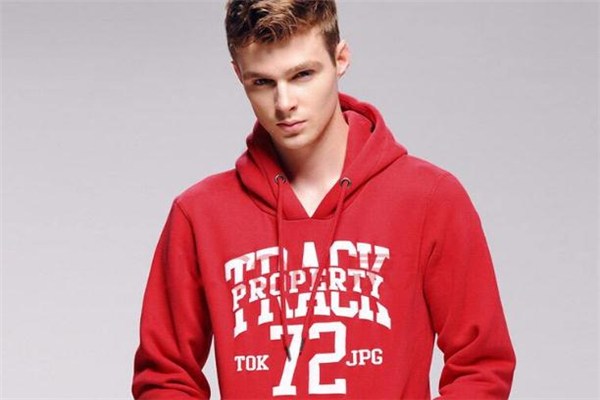 衛(wèi)衣和長袖t恤的區(qū)別 厚度不同 衛(wèi)衣和長袖t恤的區(qū)別 厚度不同