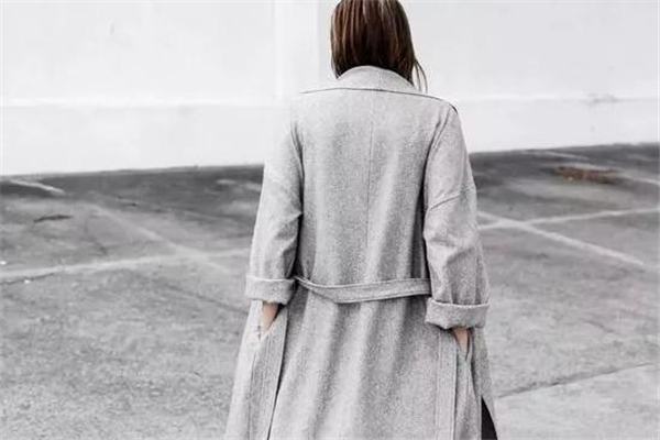 雙面呢大衣褪色怎么辦 可以補色 雙面呢大衣褪色怎么辦 可以補色