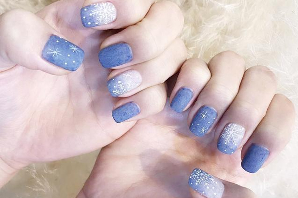 藍色系美甲圖片2019 仙氣滿滿藍色系美甲