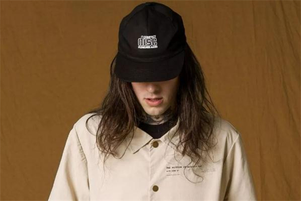 pleasures品牌貴不貴 屬于中等價位 pleasures品牌貴不貴 屬于中等價位